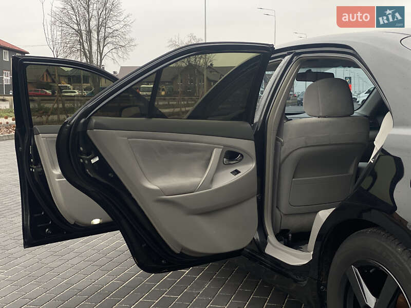 Седан Toyota Camry 2007 в Вінниці