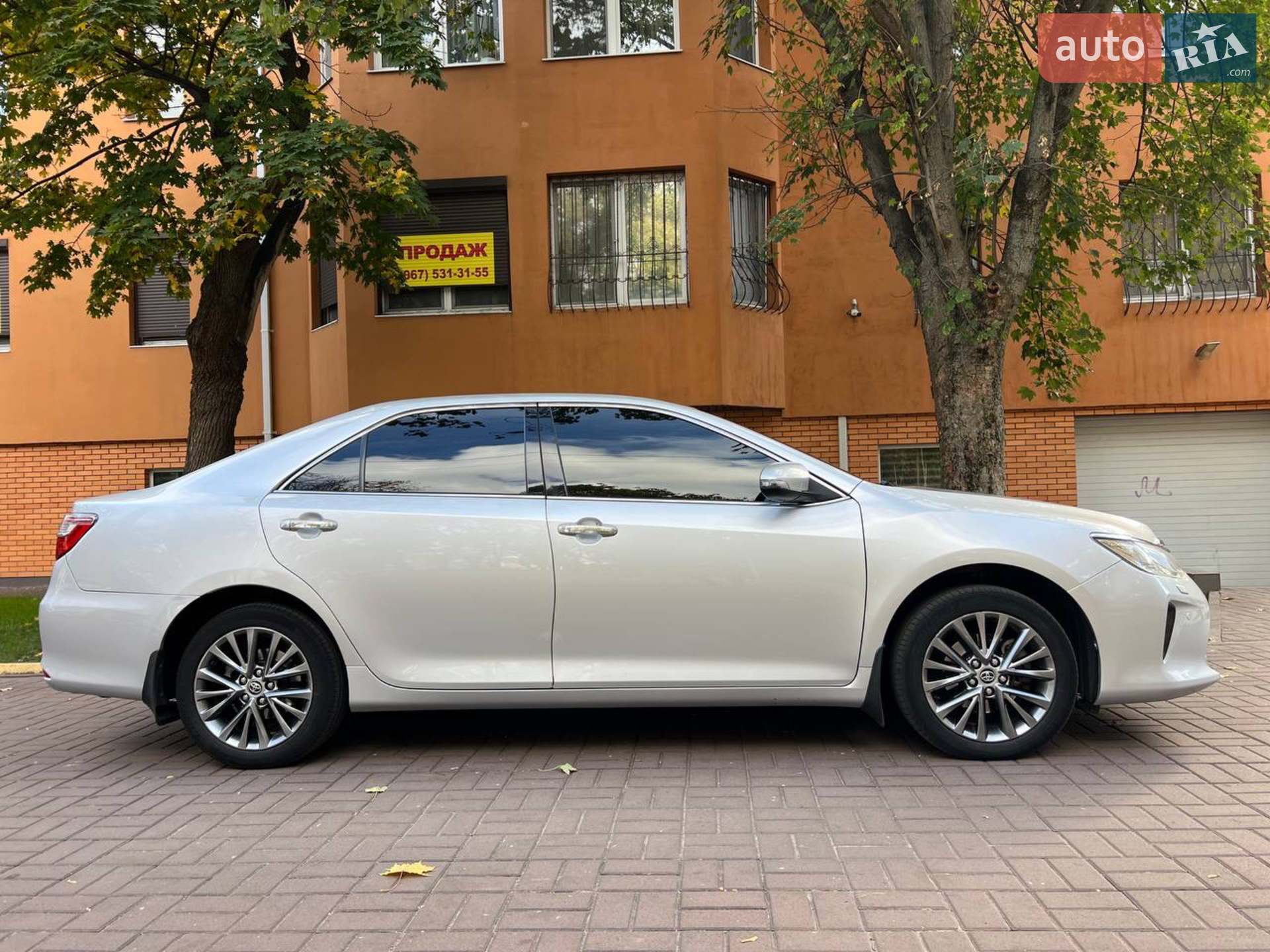 2016 Toyota Camry - мініатюра 3
