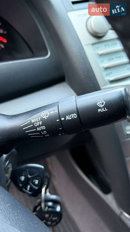 Седан Toyota Camry 2008 в Киеве