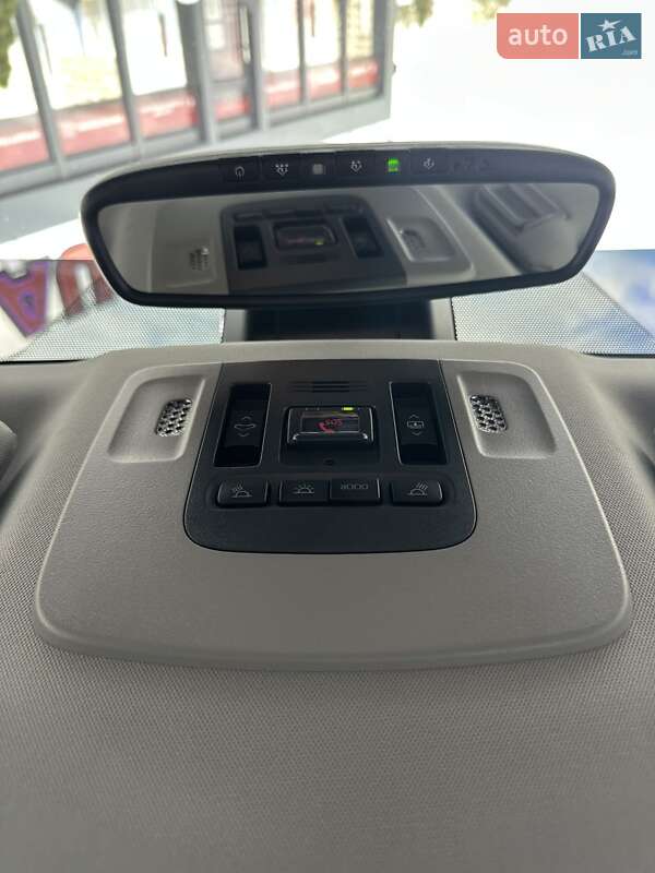 Седан Toyota Camry 2024 в Белогородке