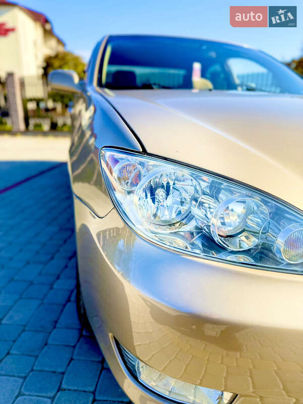 Седан Toyota Camry 2004 в Староконстантинове