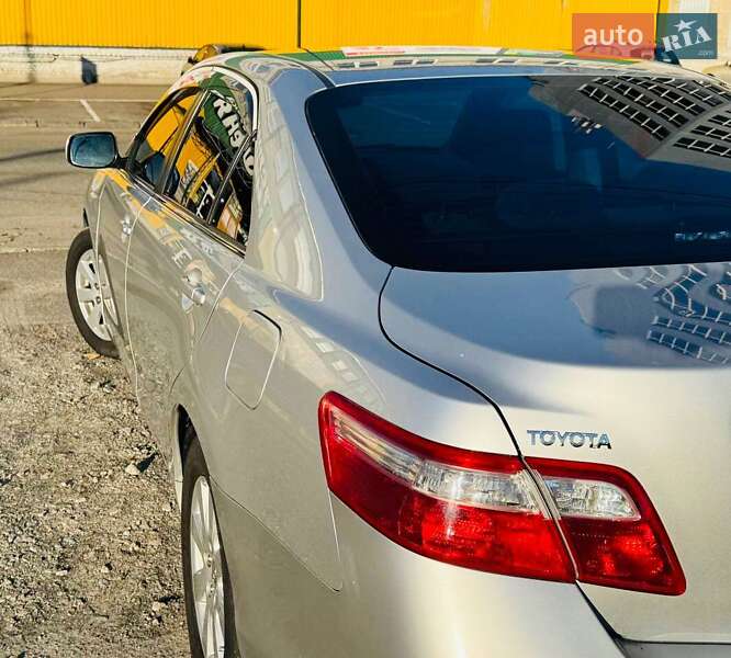 Седан Toyota Camry 2008 в Киеве
