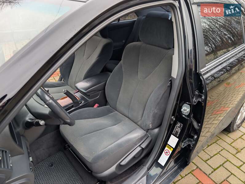 Седан Toyota Camry 2008 в Ивано-Франковске