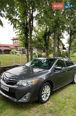 Седан Toyota Camry 2012 в Ірпені