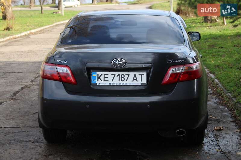 Седан Toyota Camry 2008 в Верхнеднепровске