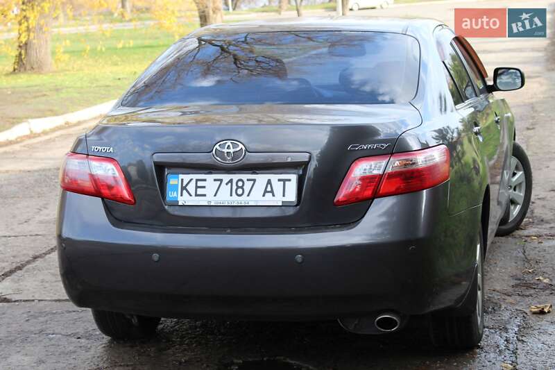 Седан Toyota Camry 2008 в Верхнеднепровске