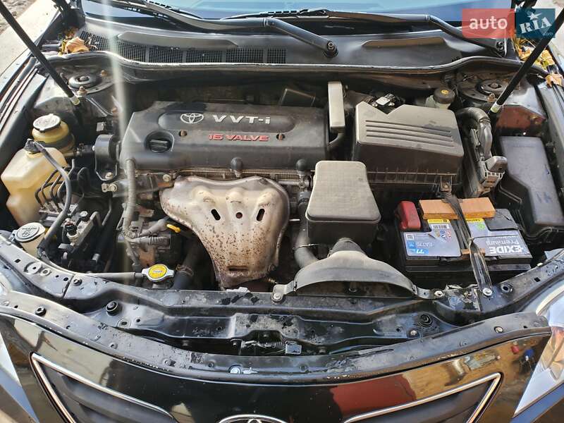 Седан Toyota Camry 2007 в Киеве