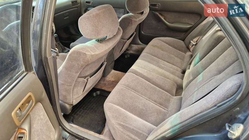 Седан Toyota Camry 1994 в Одесі