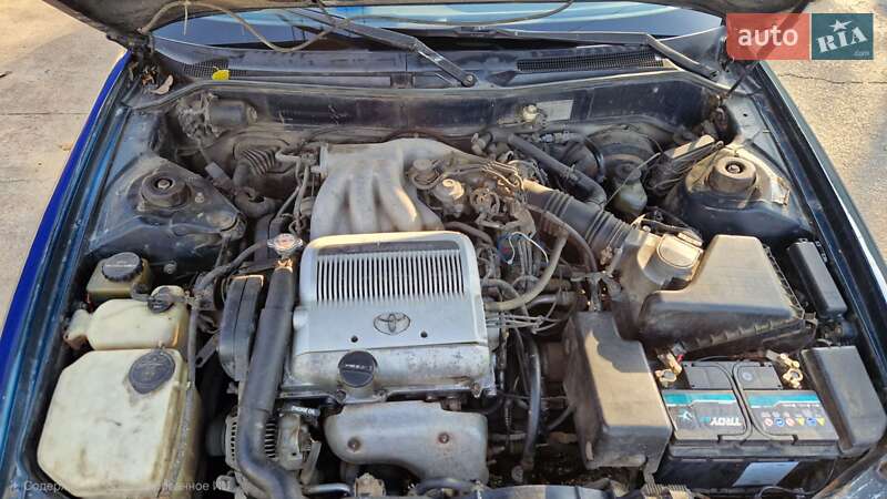 Седан Toyota Camry 1994 в Одесі