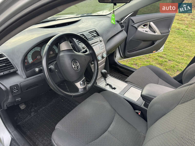 Седан Toyota Camry 2007 в Александровке