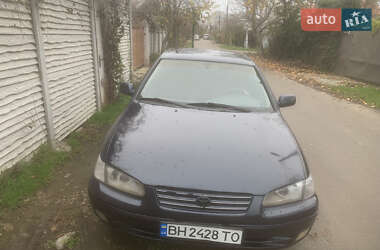 Седан Toyota Camry 1998 в Одесі