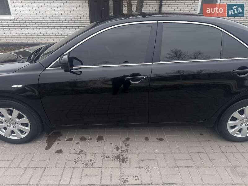 Седан Toyota Camry 2008 в Обухове