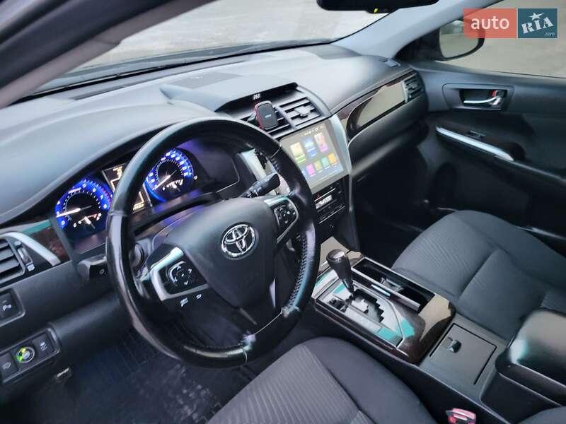Седан Toyota Camry 2015 в Желтых Водах фото 5 Седан Toyota Camry 2015 в Желтых Водах