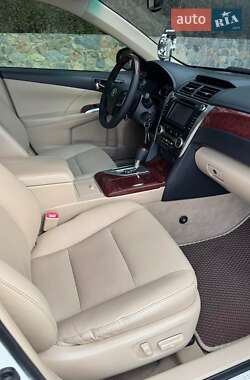 Седан Toyota Camry 2014 в Кропивницькому