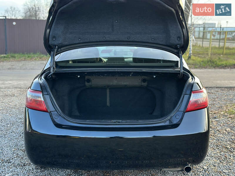 Седан Toyota Camry 2007 в Виннице