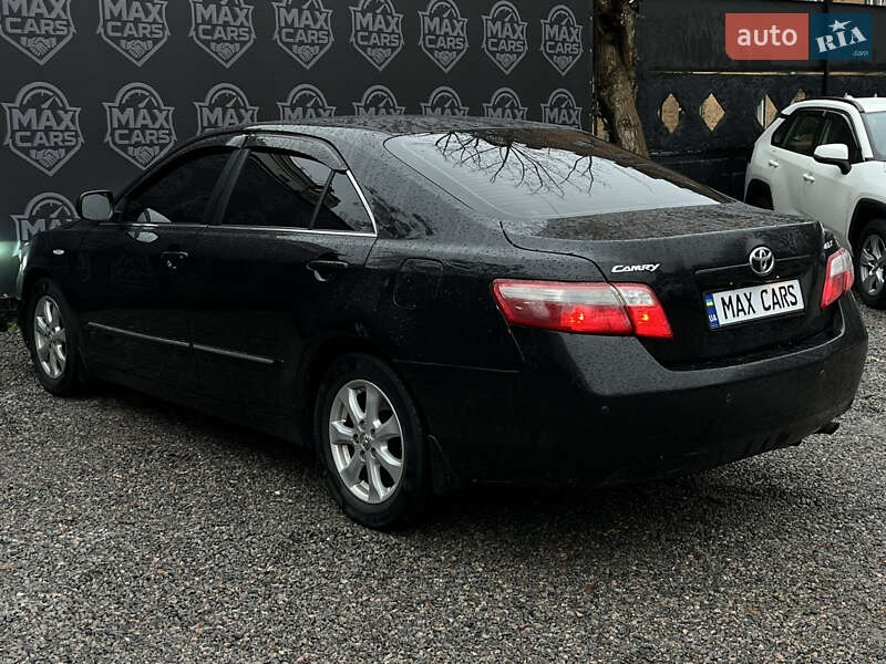 Седан Toyota Camry 2008 в Києві