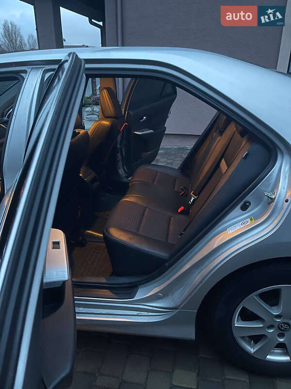 Седан Toyota Camry 2013 в Киеве