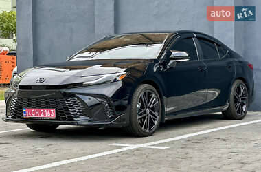 Седан Toyota Camry 2024 в Киеве