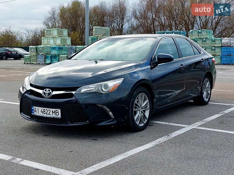Toyota Camry 2015
