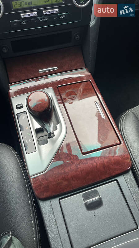 Седан Toyota Camry 2013 в Киеве фото 12 Седан Toyota Camry 2013 в Киеве