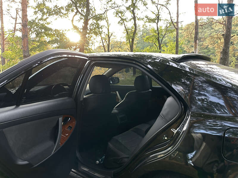 Седан Toyota Camry 2008 в Кролевці