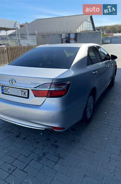 Седан Toyota Camry 2016 в Львове