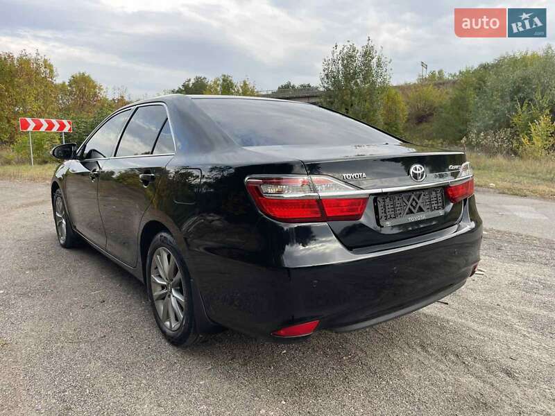 Седан Toyota Camry 2014 в Черкассах