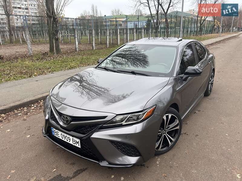 Седан Toyota Camry 2019 в Киеве фото 3 Седан Toyota Camry 2019 в Киеве