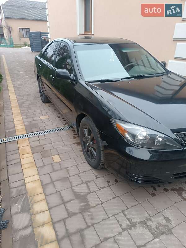 Седан Toyota Camry 2006 в Буске