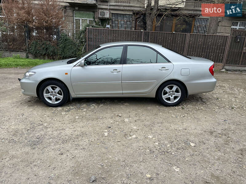 Седан Toyota Camry 2002 в Одессе