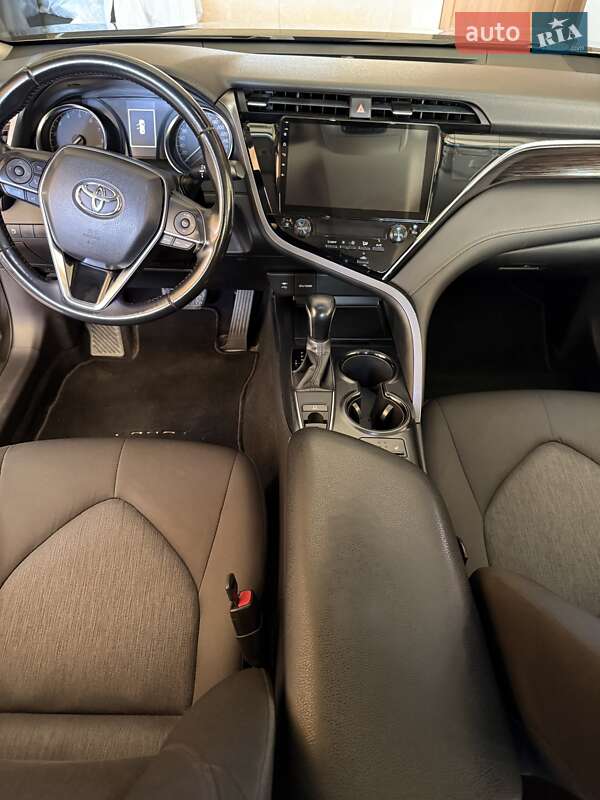 Седан Toyota Camry 2018 в Черновцах фото 11 Седан Toyota Camry 2018 в Черновцах