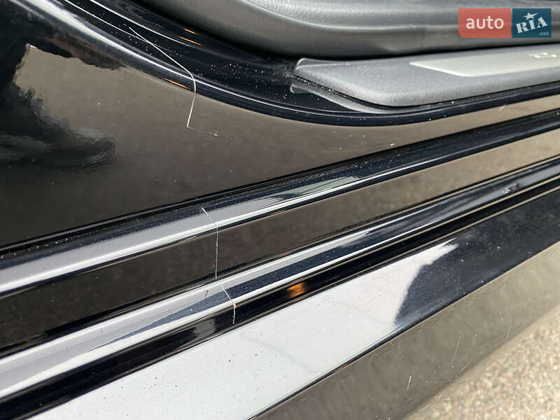 Седан Toyota Camry 2020 в Киеве