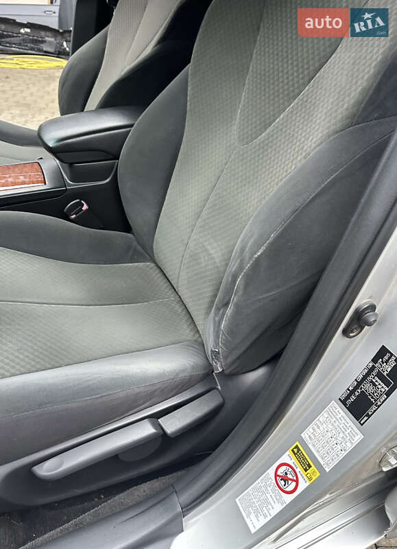 Седан Toyota Camry 2008 в Черновцах