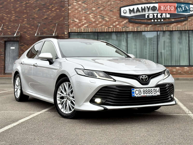 Седан Toyota Camry 2017 в Киеве фото 11 Седан Toyota Camry 2017 в Киеве