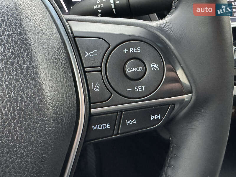 Седан Toyota Camry 2017 в Киеве фото 39 Седан Toyota Camry 2017 в Киеве