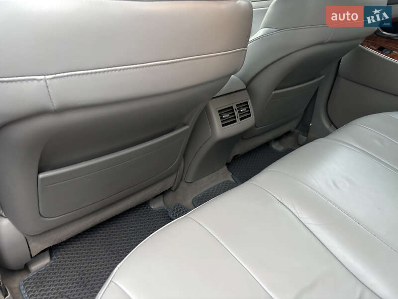 Седан Toyota Camry 2007 в Киеве