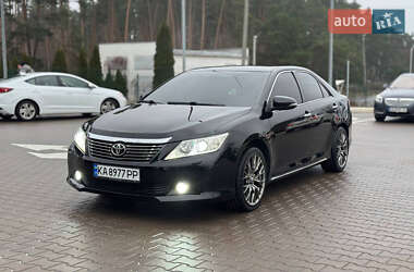Седан Toyota Camry 2012 в Києві