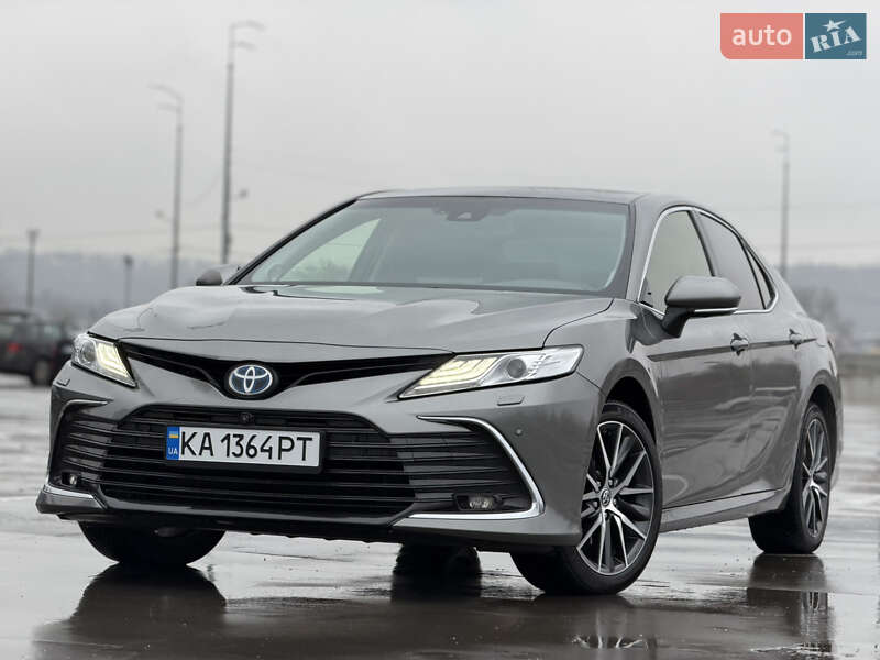 Седан Toyota Camry 2023 в Києві фото 6 Седан Toyota Camry 2023 в Києві