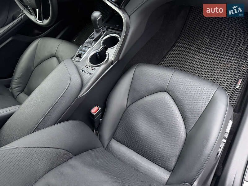Седан Toyota Camry 2023 в Києві фото 55 Седан Toyota Camry 2023 в Києві