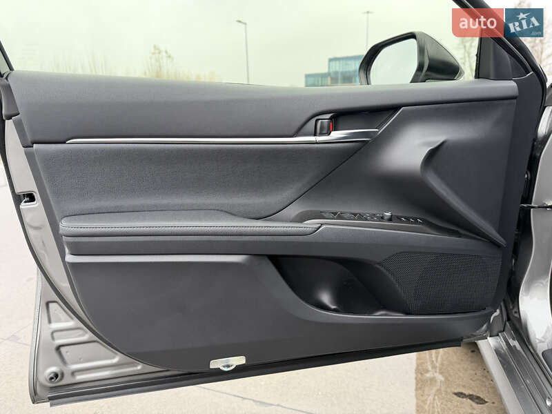 Седан Toyota Camry 2023 в Києві фото 77 Седан Toyota Camry 2023 в Києві