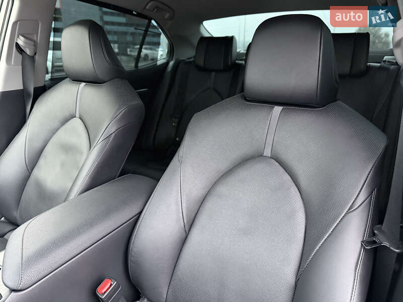 Седан Toyota Camry 2023 в Києві фото 80 Седан Toyota Camry 2023 в Києві