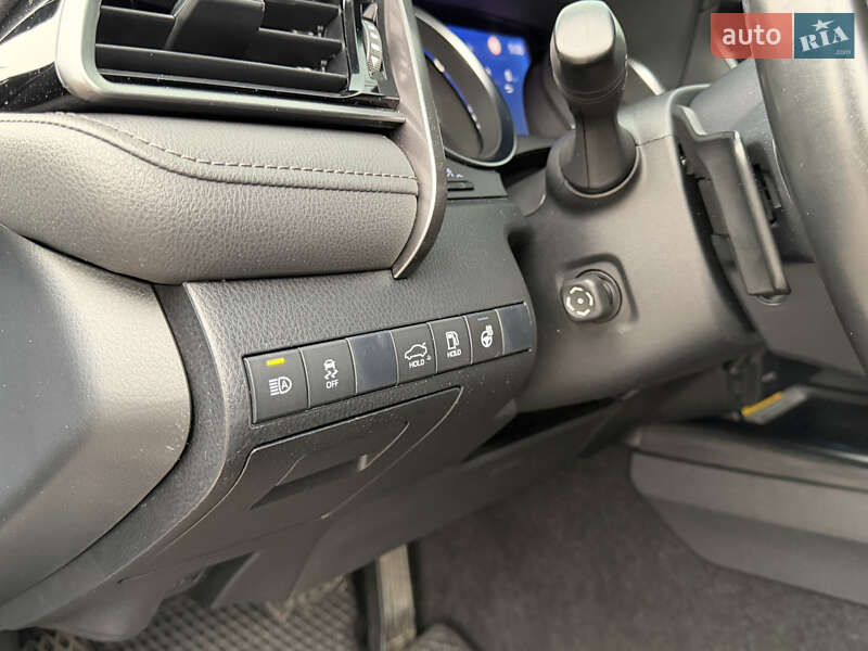 Седан Toyota Camry 2021 в Києві фото 29 Седан Toyota Camry 2021 в Києві