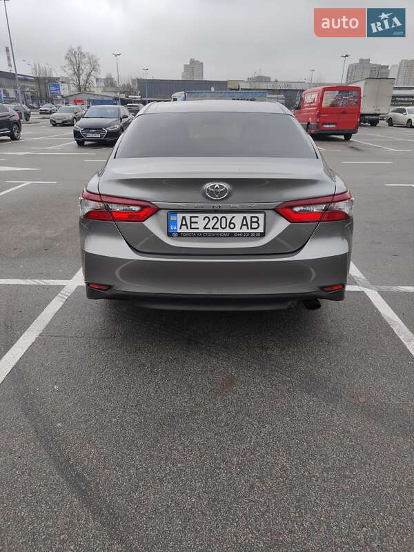 Седан Toyota Camry 2023 в Киеве фото 5 Седан Toyota Camry 2023 в Киеве