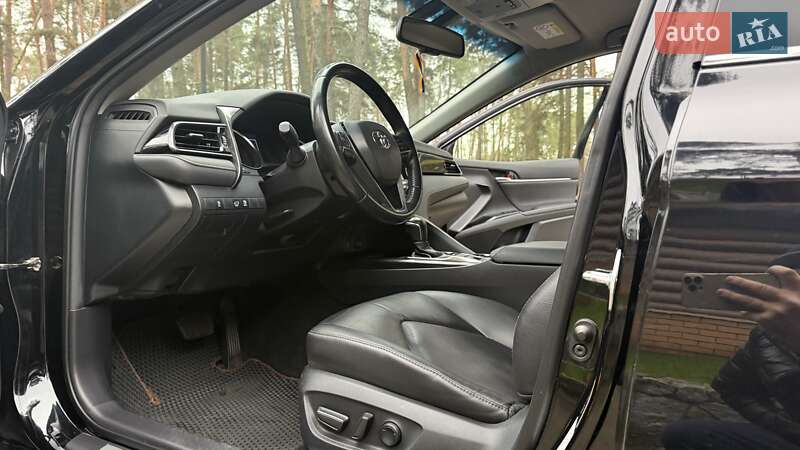 Седан Toyota Camry 2019 в Киеве фото 10 Седан Toyota Camry 2019 в Киеве