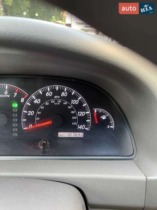 Седан Toyota Camry 2005 в Киеве фото 18 Седан Toyota Camry 2005 в Киеве