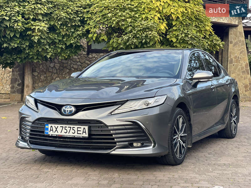 Седан Toyota Camry 2023 в Ровно фото 9 Седан Toyota Camry 2023 в Ровно
