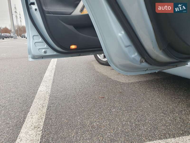 Седан Toyota Camry 2006 в Киеве фото 37 Седан Toyota Camry 2006 в Киеве