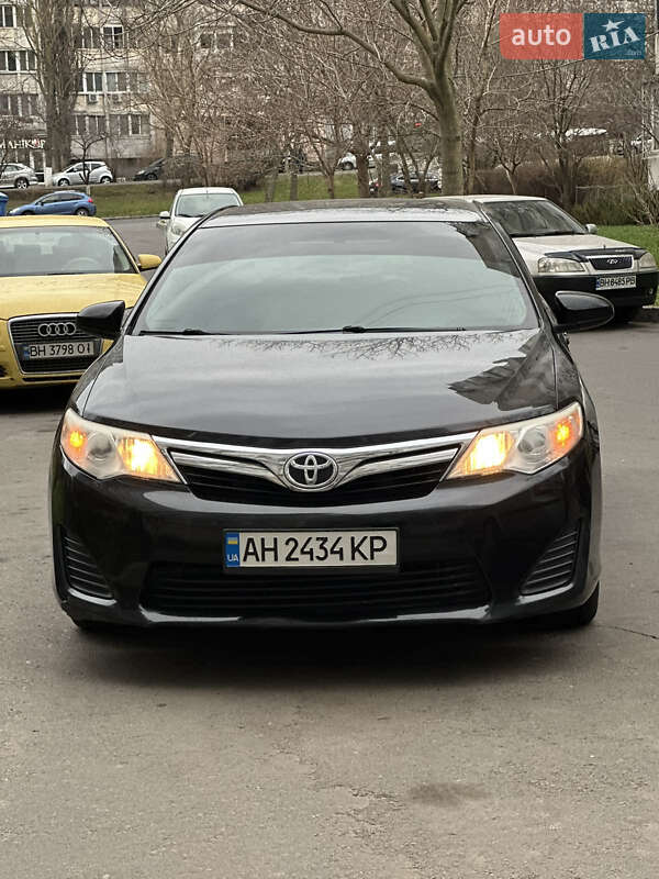 Toyota Camry 2012