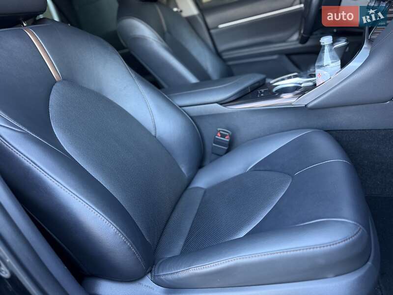 Седан Toyota Camry 2020 в Днепре фото 10 Седан Toyota Camry 2020 в Днепре