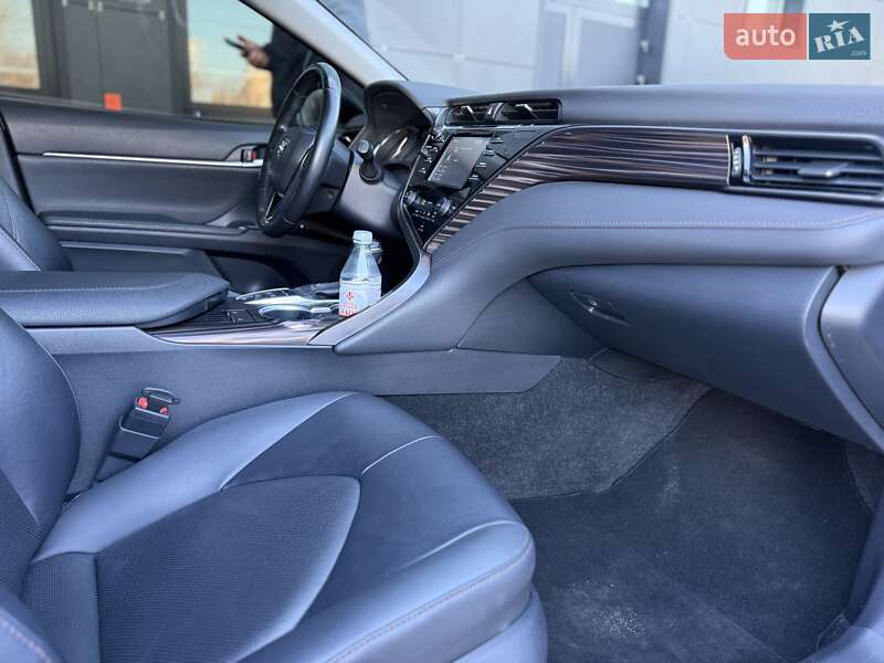Седан Toyota Camry 2020 в Днепре фото 11 Седан Toyota Camry 2020 в Днепре
